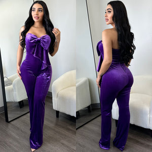 
            
                Load image into Gallery viewer, Going Vogue Purple Velvet Jumpsuit
            
        