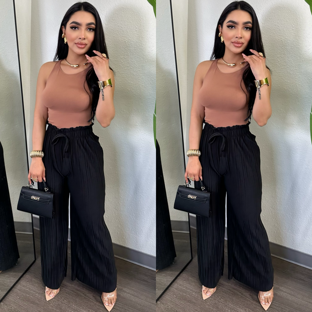 Yinn Black Pants