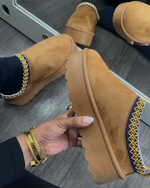 Linzo Tan Plataform Slippers