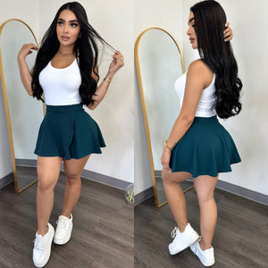 Aodalis Hunter Green Skort