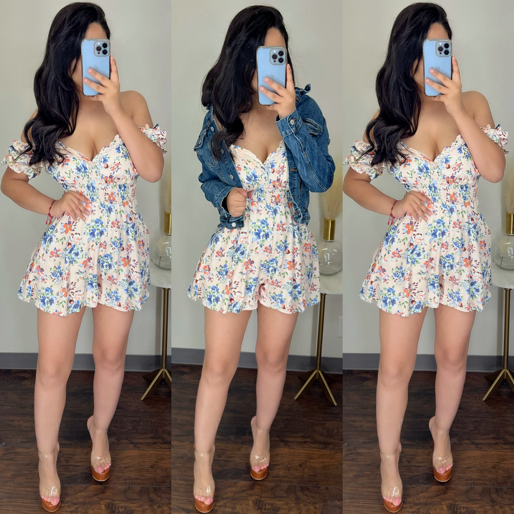 
            
                Load image into Gallery viewer, Sonia (Blush) Floral Romper
            
        